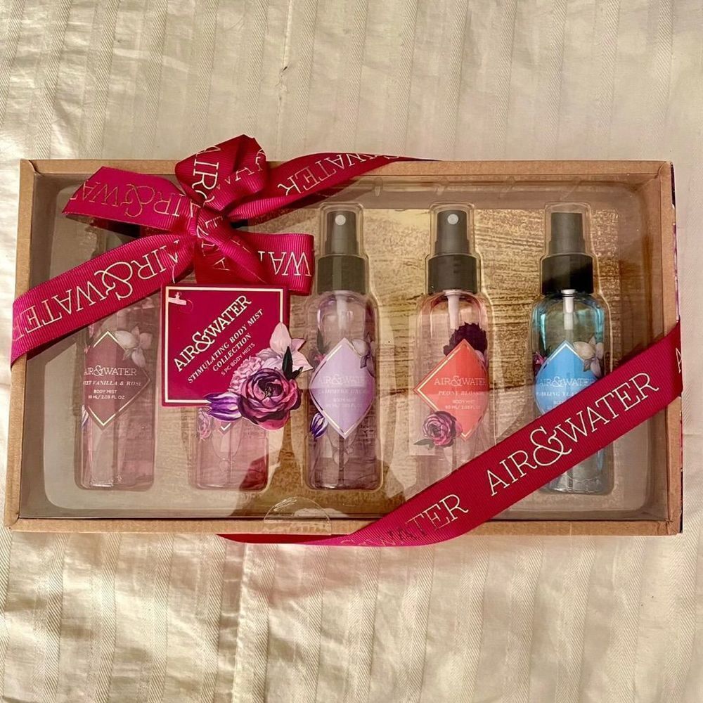 NWT Air & Water 5 Pcs stimulating body mist collection Gift Box Set New Package